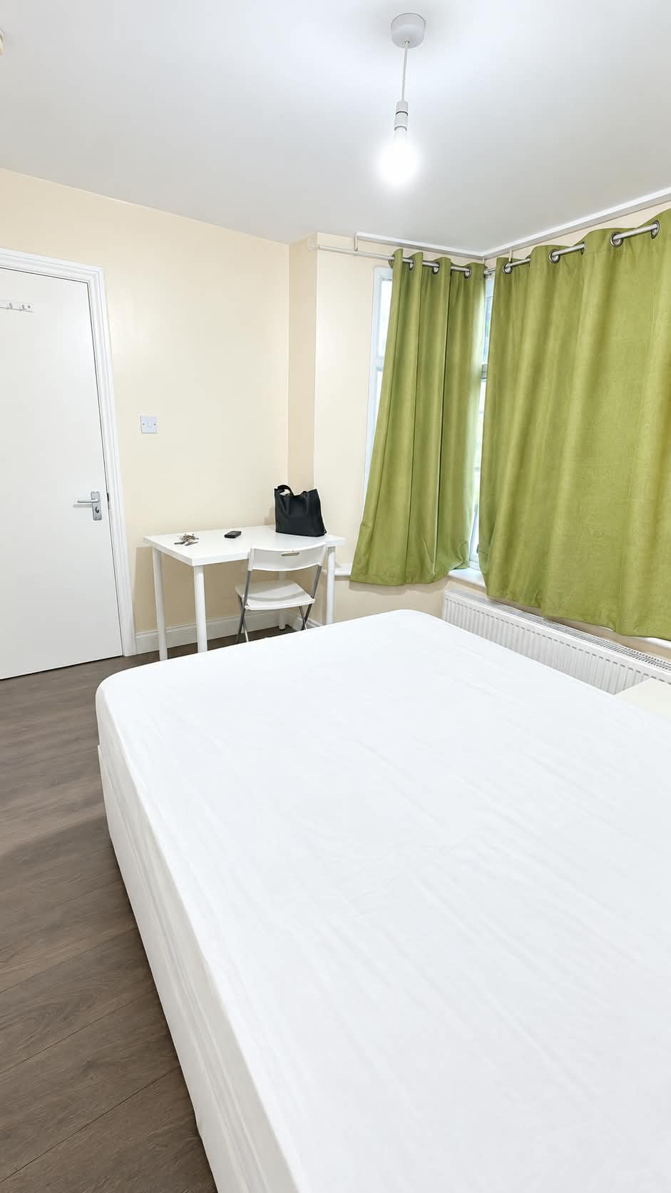 🏡 En-Suite Room Available – Colindale, NW9
